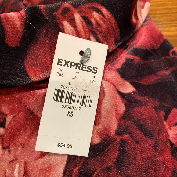 Express Ladies Floral Turtleneck Velvet Thong Bodysuit Sleeveless NWT - Picture 3 of 5